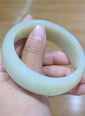 新疆和田糖白玉山料手镯  项链生肖貔貅观音摆件xd06145