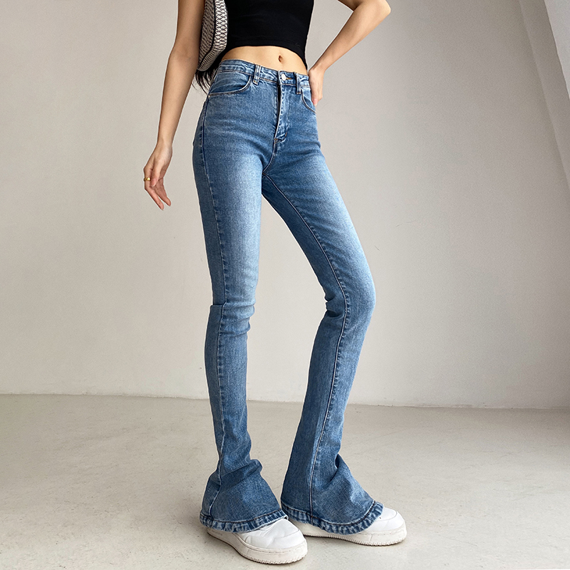 怪力酱美式修身微喇马蹄牛仔裤
