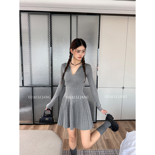 内搭毛衣裙 收腰长袖 怪力酱 小香风百褶针织连衣裙女秋冬miu系修身