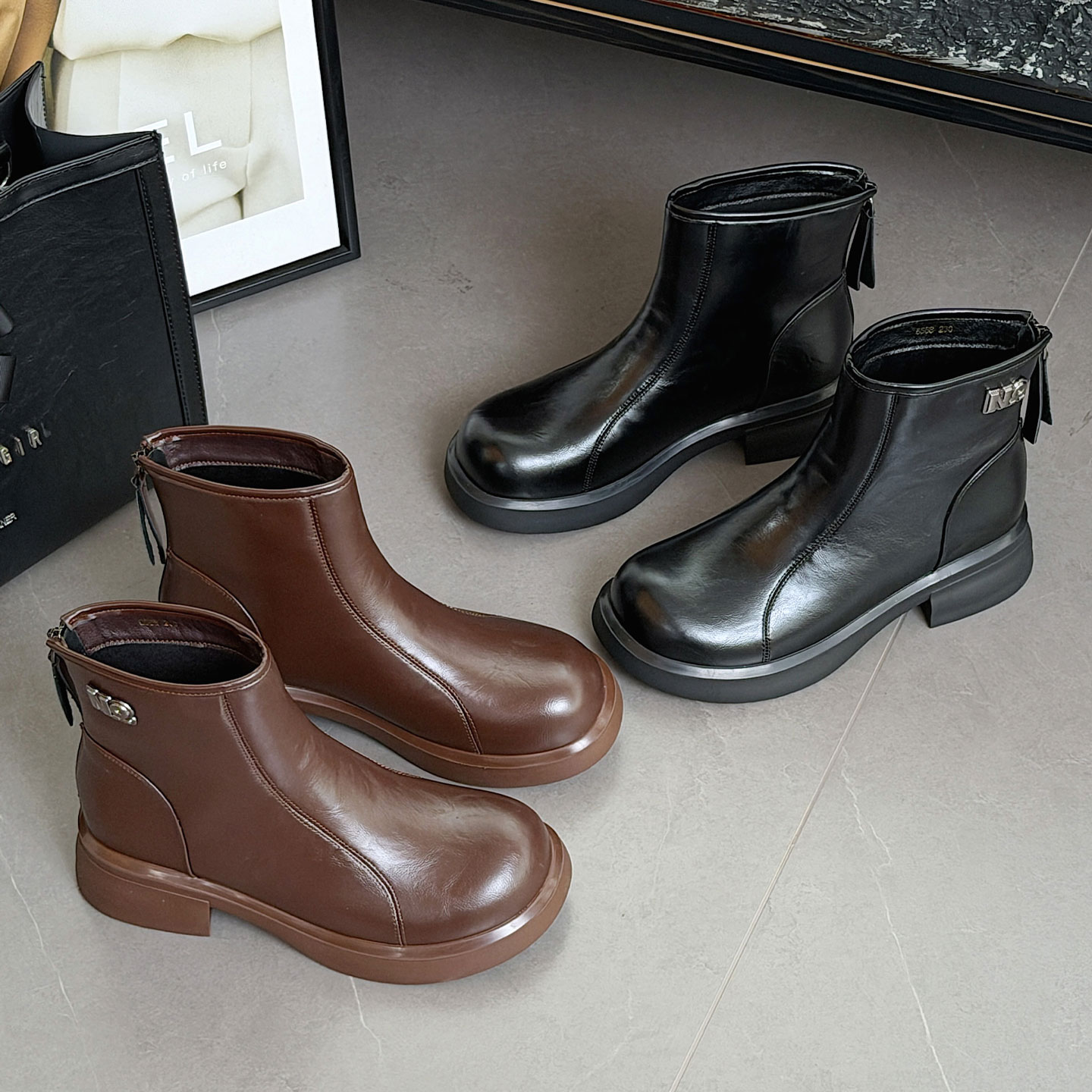 加绒真皮及踝靴秋冬短筒女