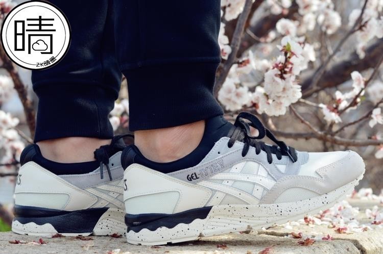ASICSGEL-LYTEV运动休闲鞋
