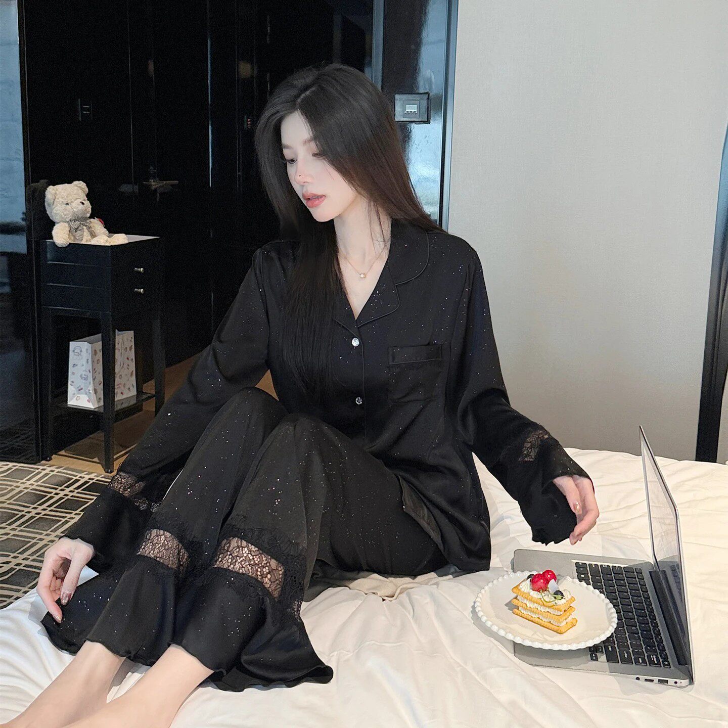 秋季真丝蕾丝亮片可外穿睡衣套装