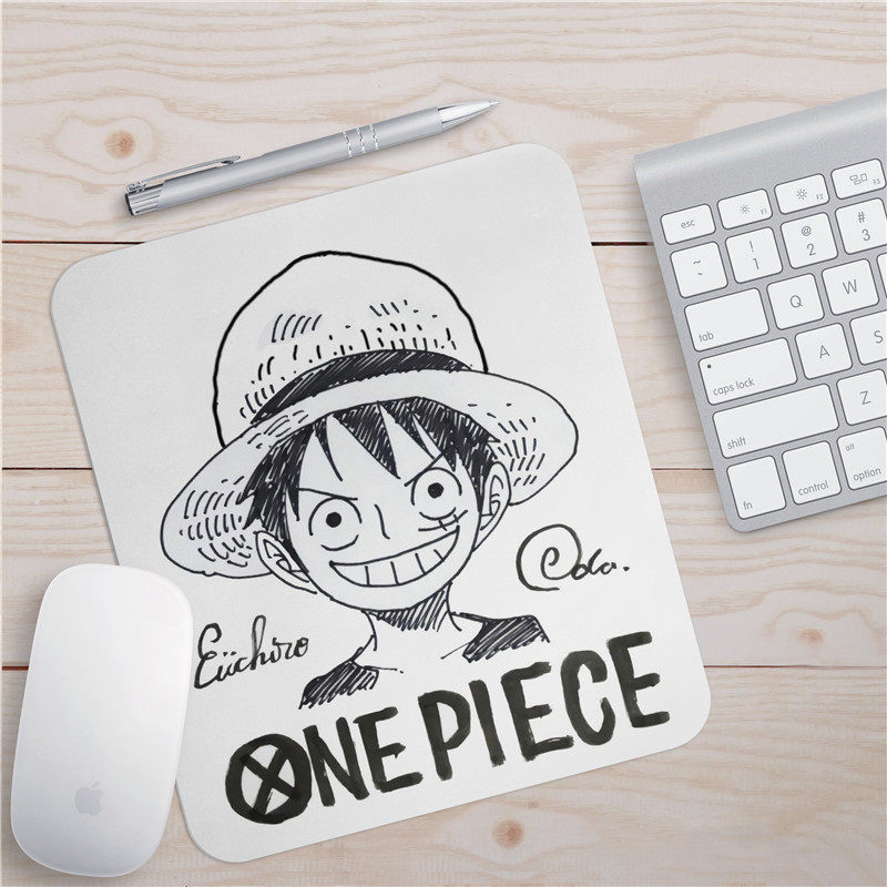 动漫海贼王路飞索隆山治娜美乔巴学生笔记本电脑便携小号鼠标垫