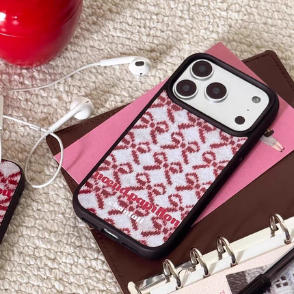 圣诞节蝴蝶结毛衣i冬日ins风玻璃手机壳适用苹果iPhone17promax手机壳软边16防摔15原创14可爱13保护套12/11