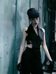 D Family Black Heavy Weight 40mm Silk Splicing Fine Spinning 100 Wool Sleeveless Suit with Horseclip Comes with Waist Cover Tank Top