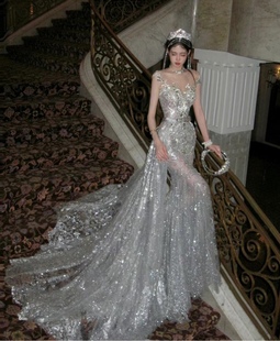 拍摄走秀 2023重工银色鱼尾拖尾亮片服装 DORIS多莉丝礼服出租 新款