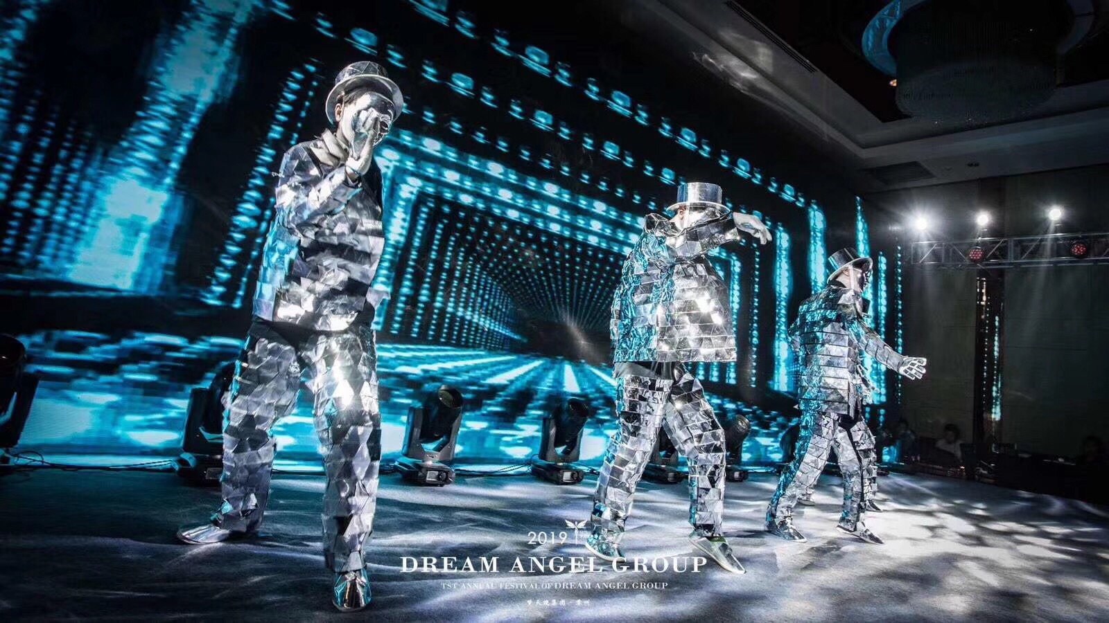 镜面人服装 镜面舞表演服 镜面服cosplay 镜片服机械舞演出服出租