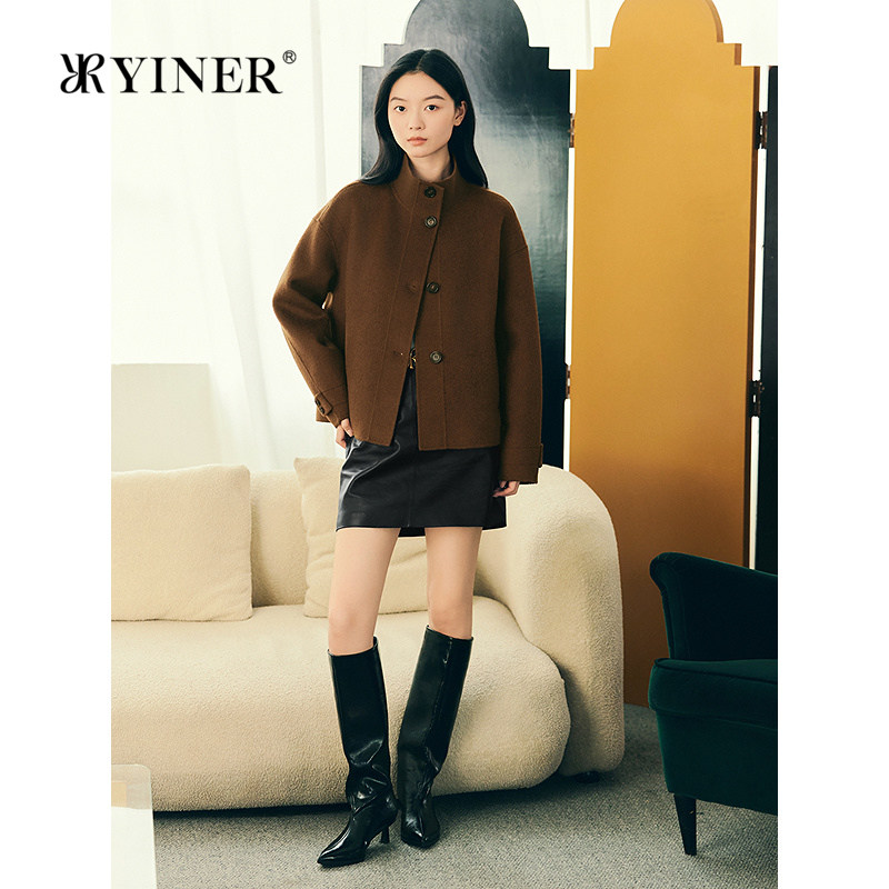 YINER音儿专选女装冬季短款针织立领拼接羊毛混纺双面呢外套