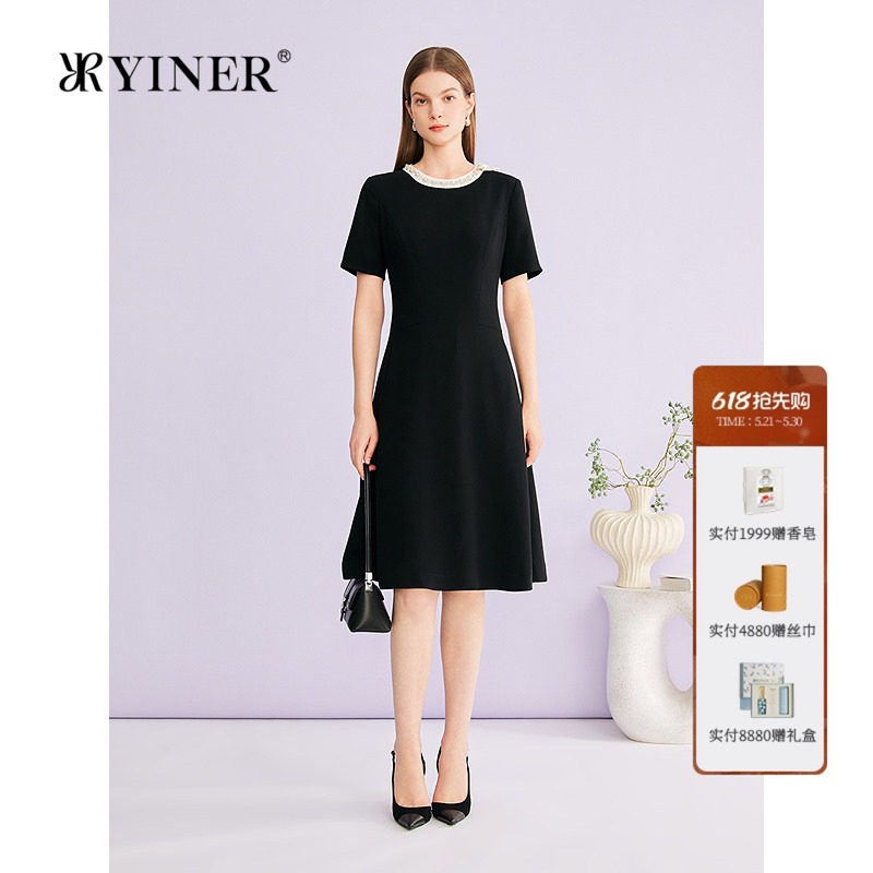 YINER音儿专选2026夏季新款优雅时尚钉珠圆领醋酸混纺收腰连
