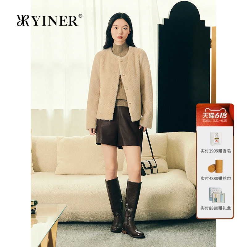 YINER音儿专选女装冬季法式复古人字纹H型短款环保皮草外套