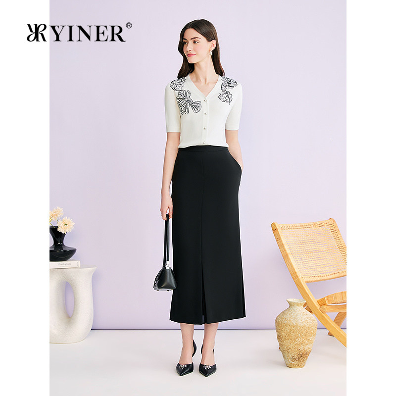 YINER音儿专选2026夏季新款时尚优雅珠片绣莱赛尔混纺V领针织衫