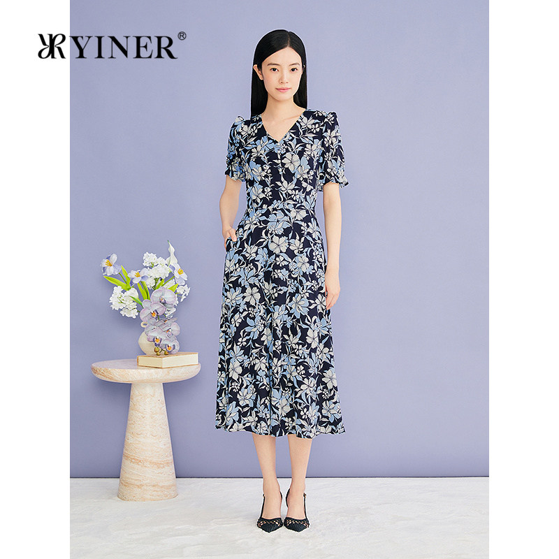 YINER音儿专选2026夏季新款优雅度假风艺术印花桑蚕丝混纺连衣裙