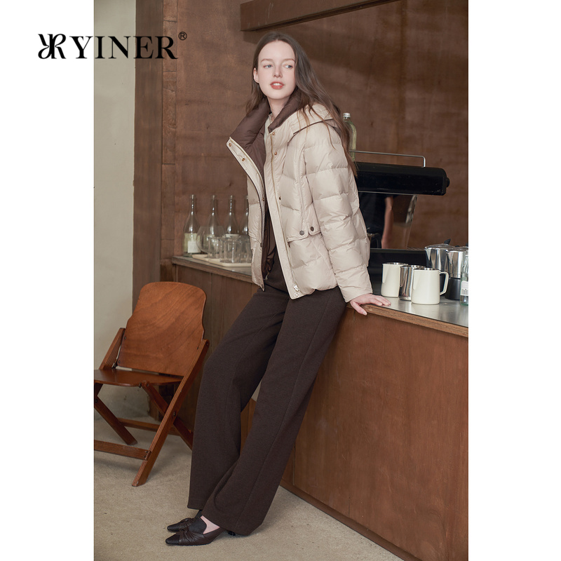 YINER音儿专选女装冬季时尚撞色短款90白鸭绒保暖面包连帽羽绒服