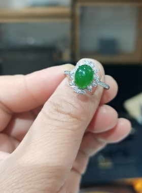 纯天然和田碧玉银镶戒指