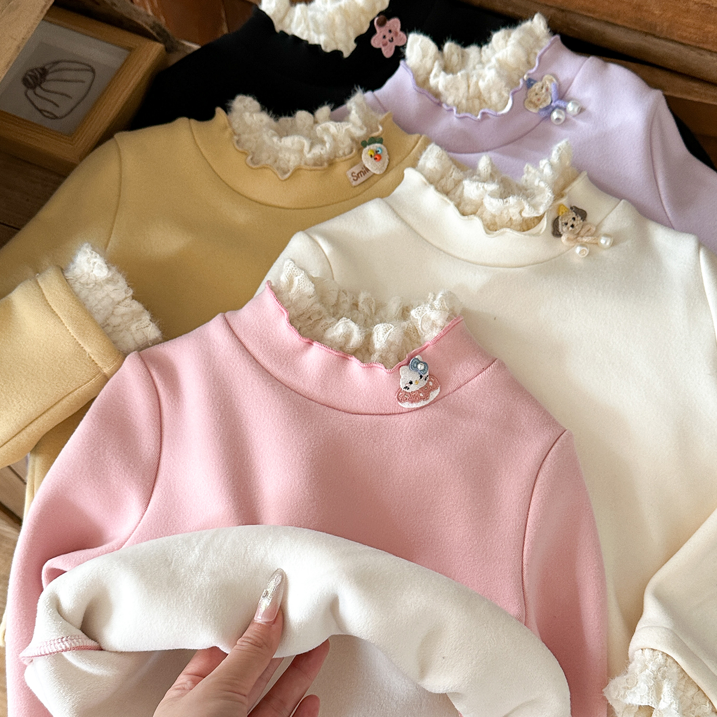 栀了成长记女童加绒半高领打底衫