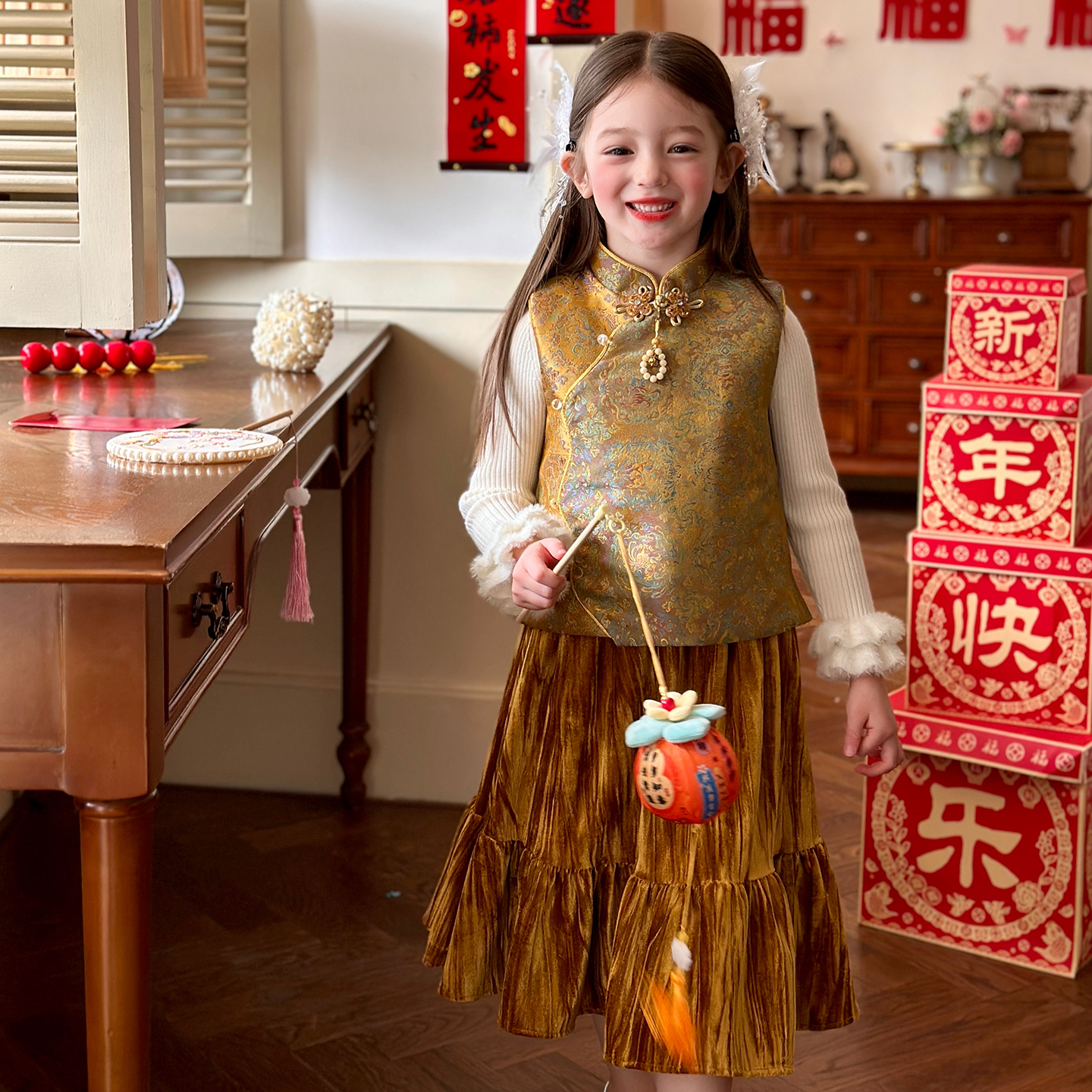 栀了成长记女童冬季国风夹棉马甲