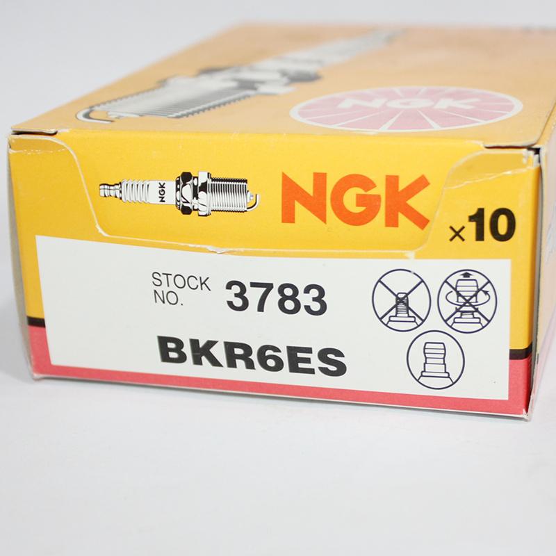 NGK火花塞BKR6ES适用于雨燕羚羊熊猫1.3L幻速H2 H3 S6 H2S 1.5L