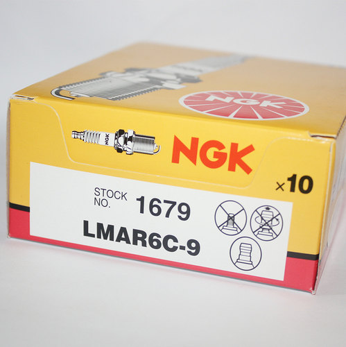 本田三缸60匹船外机火花塞NGK