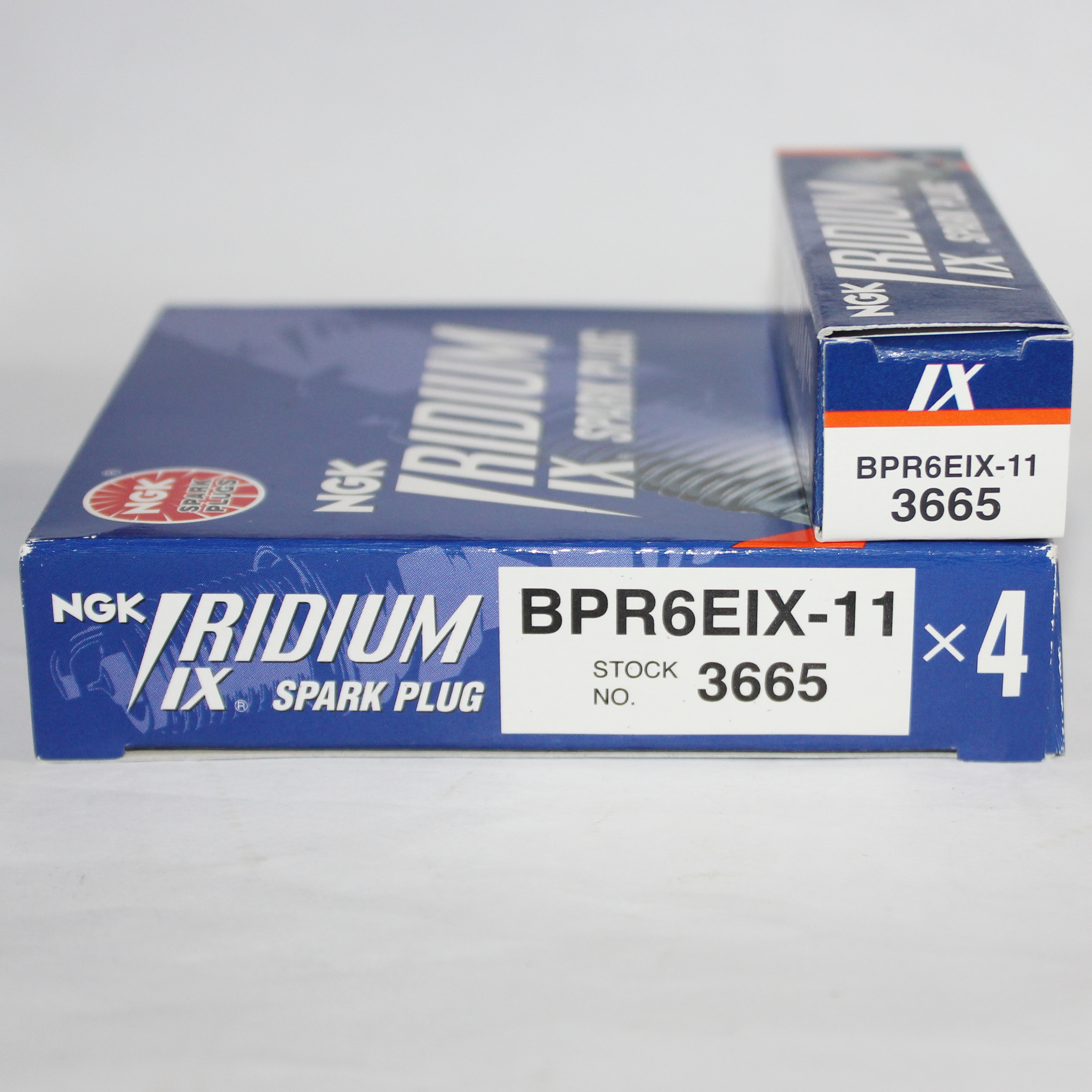 拉达尼瓦瑞风瑞鹰NGK火花塞