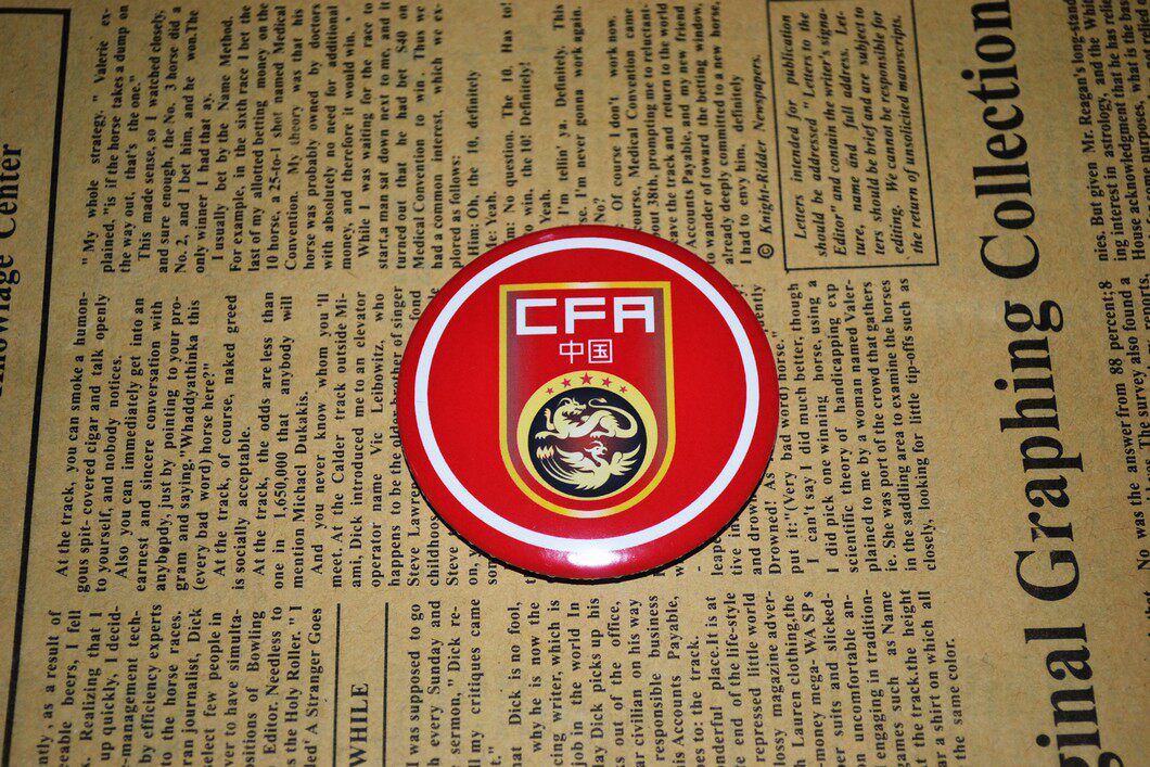 足球周边精品 中国足球国家队 球队标志队徽徽章胸章冰箱贴