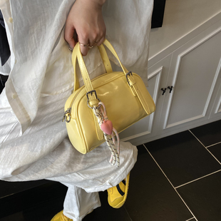 女包2025新款 真皮单肩手拎小包 斜挎包轻奢小众贝壳包日常百搭时尚