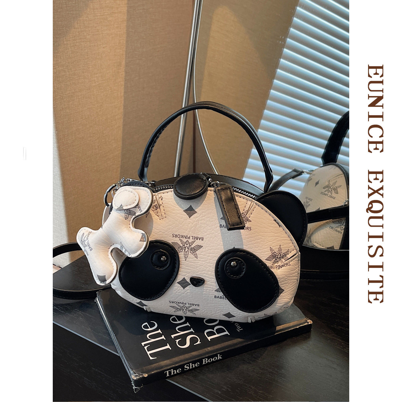 精致小众可爱熊猫波士顿包包女款轻奢小众斜挎包高级感手提枕头包