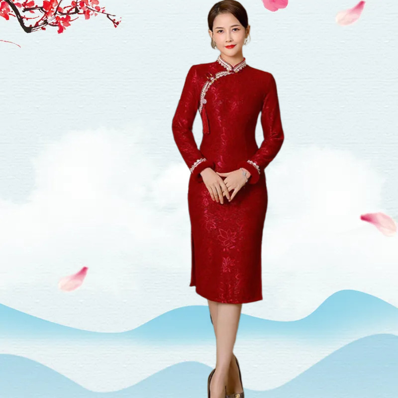 苏州婚礼丝绒水滴领加大码敬酒服