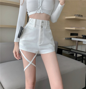 RM22750#创意腿部系带性感辣妹修身2023双扣新款高腰牛仔短裤