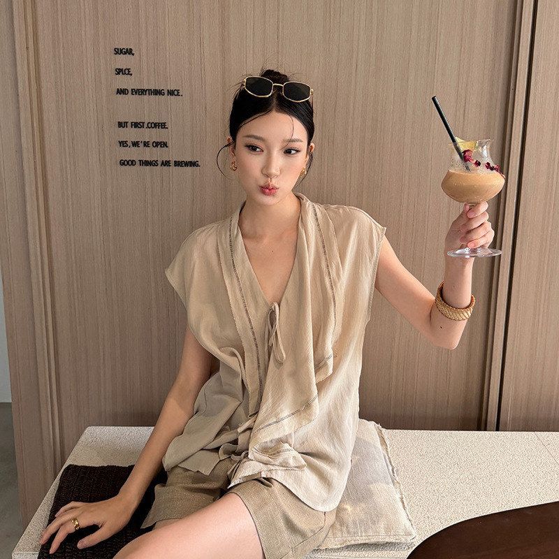 ELSISSI慵懒风荷叶边领衬衫女夏