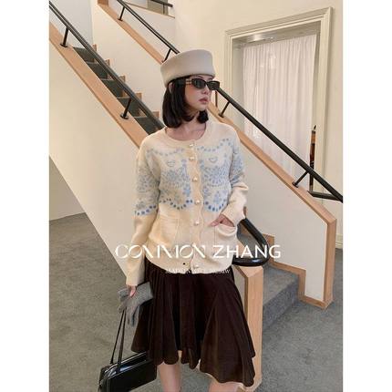 CZ ZHANG秋冬钉珠羊毛针织开衫女甜美撞色提花减龄毛衣外套B45218