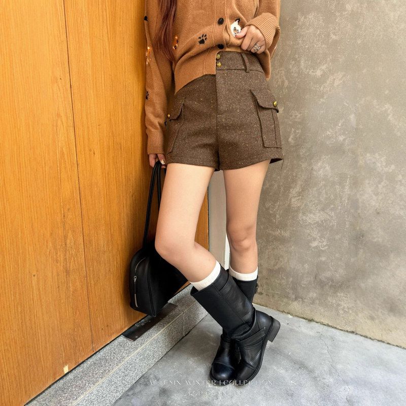 topchanlin2025高级感两粒扣字