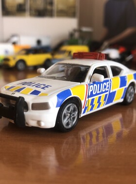 德国SIKU道奇警车口袋合金车模型