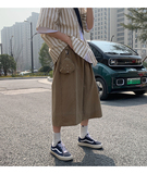卡其色