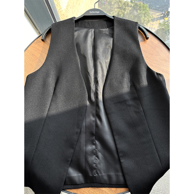 纤依百秀【龙】羊毛西装三件套 8018