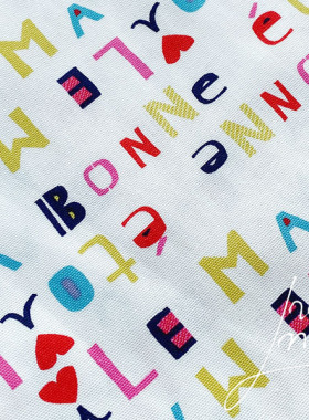 LB22 彩色字母细软帆布 DIY娃衣服布料面料布头 30x38cm一块