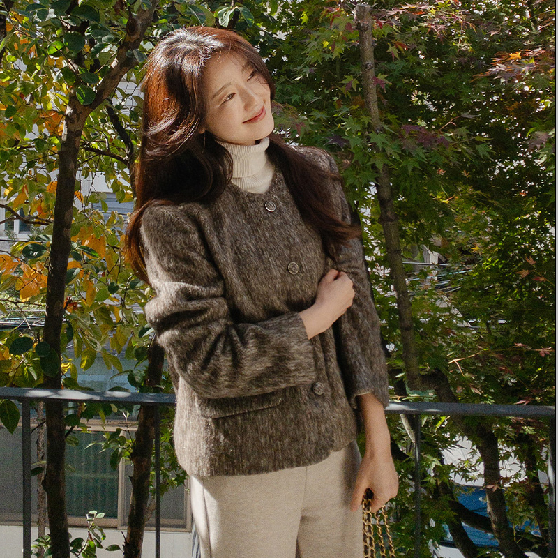 韩国代购大码女装2025靓丽冬装新款圆领系扣羊绒短款淑女外套特16