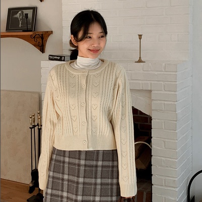 韩国代购大码女装2026靓丽冬装新款圆领系扣宽松麻花辫针织开衫特