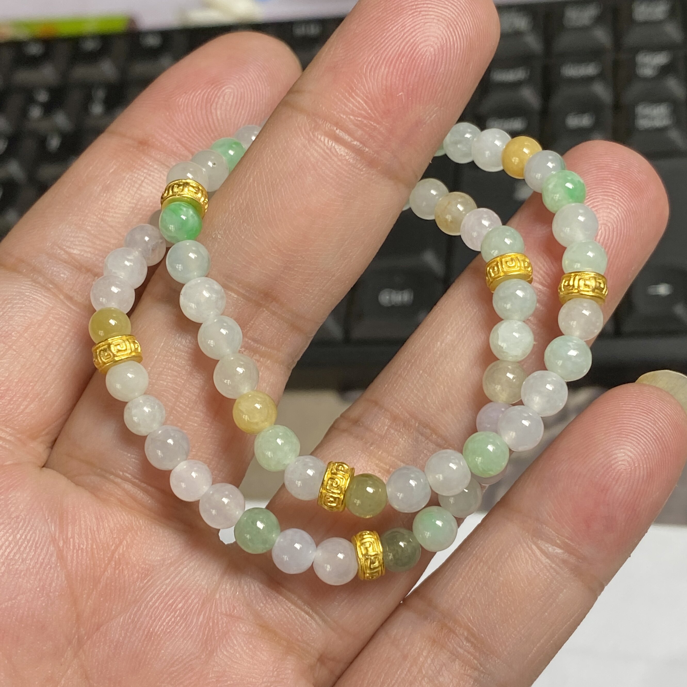 缅甸翡翠多宝圆珠手串