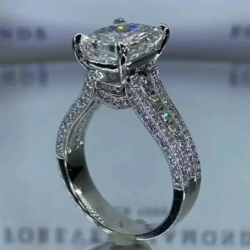 网红畅销首饰韩版简约结婚钻戒女戒 流行锆石戒指r6695