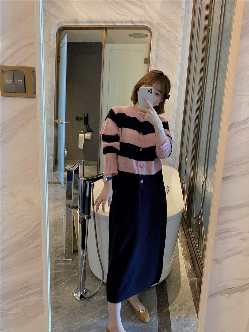 韩国 波拉家东大门高级定制秋 知性美~黑色包臀修身A字半身裙短裙