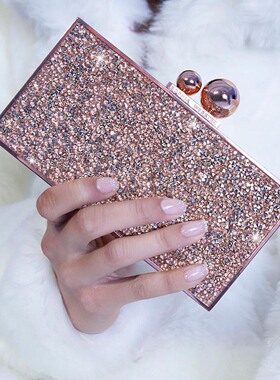 瑕特：英伦奇幻设计贵牌Sophia Webster雾面金属色漆皮二用方盒包