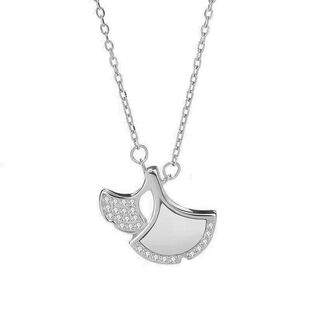 金设计银杏叶奢小众扇形潮镀带钻女轻链贝壳项链18K新款批发锁骨