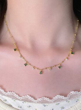 女金色方形锁骨冷淡通勤链文艺