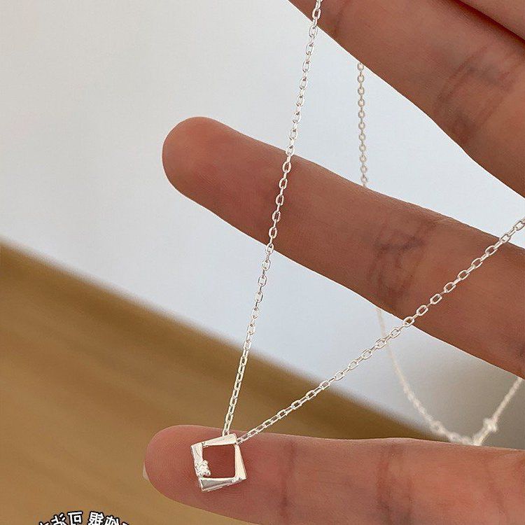 日常项链百搭裙子女轻奢高级感