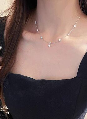 轻奢幸运花瓣礼物满满四叶草链女