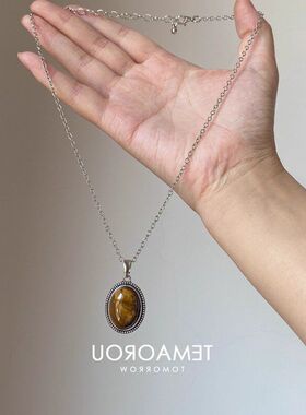 女毛衣链感复古虎眼石椭圆锁边