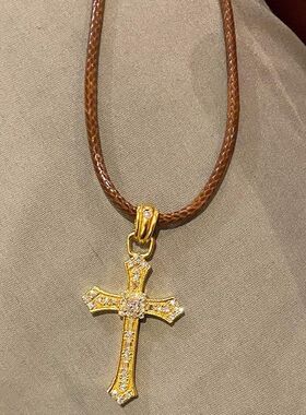 代发小红书蜡绳十字架高级感一件棕色锁骨链吊坠爆款毛衣链女闪钻