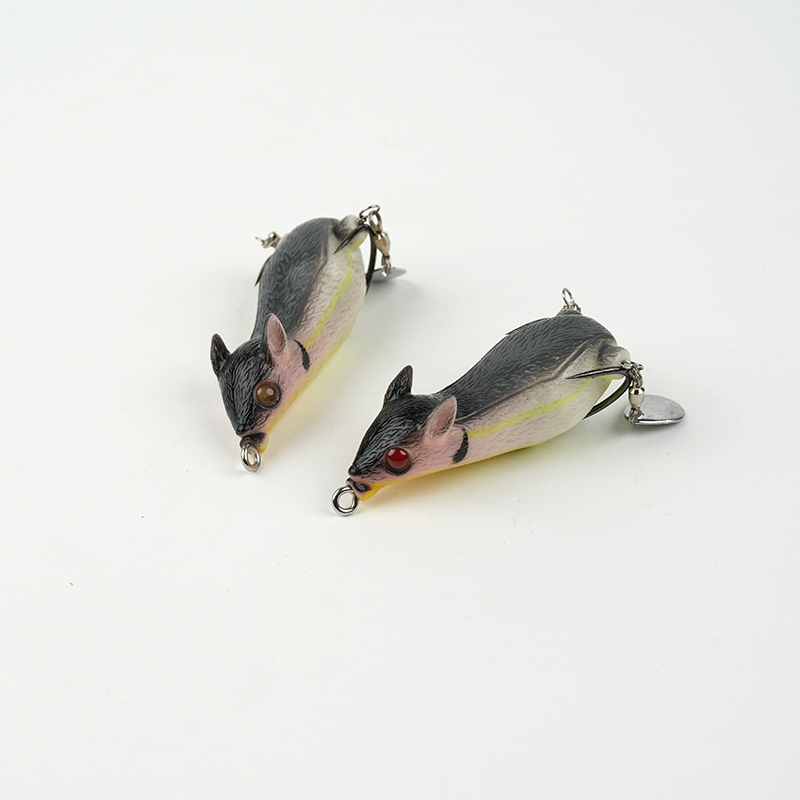 浮水小老鼠路亚饵黑坑鲈鱼打黑雷强带亮片