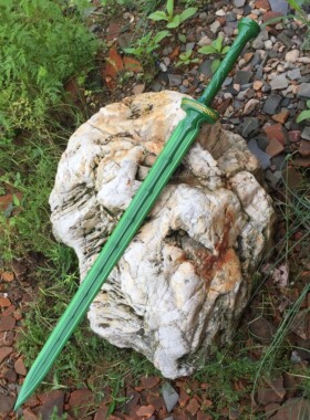 青竹蜂云剑福建木剑榉木动漫