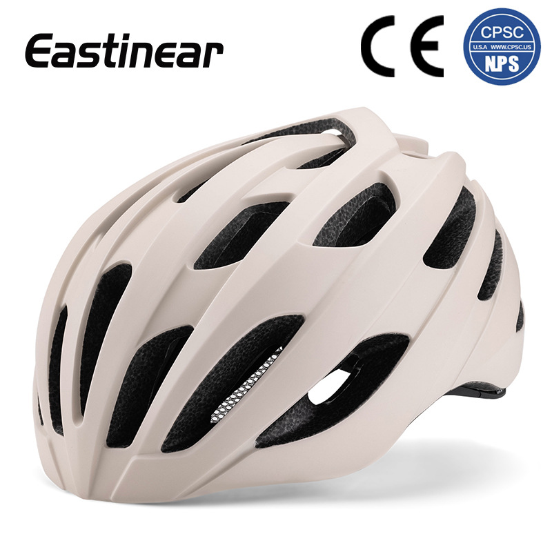 跨境外贸一体成型自行车头盔带尾灯成人透气公路车骑行头盔新